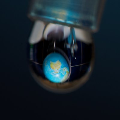 Australia in a drop_5339127010_l.jpg